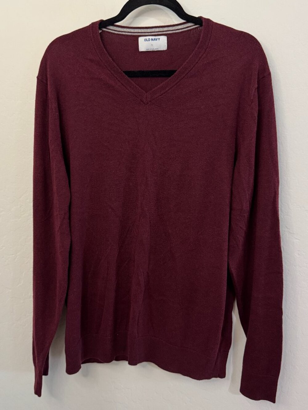 Old Navy Burgundy V-Neck Long Sleeve Knit Sweater | Size XL
